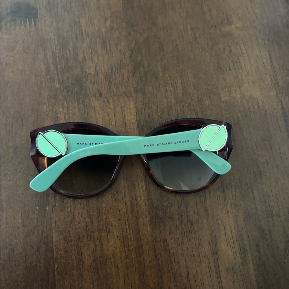 Vintage Marc by Marc Jacobs Tortoise Sunglasses with Mint Arms